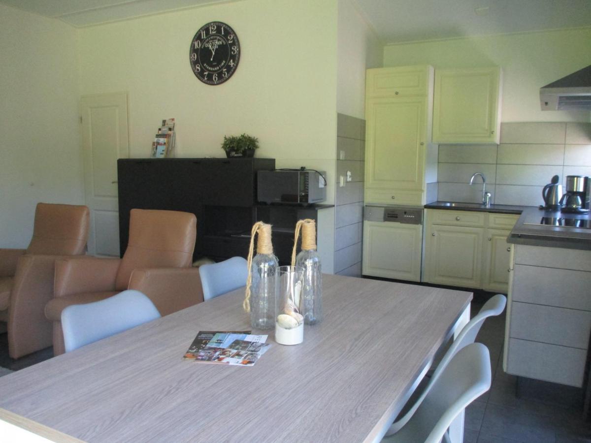 Comfortabel Vakantiehuis Aan Zee En Meer ! Kamperland Zewnętrze zdjęcie